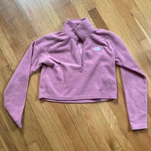 Pink cropped North Face fleece pullover size small